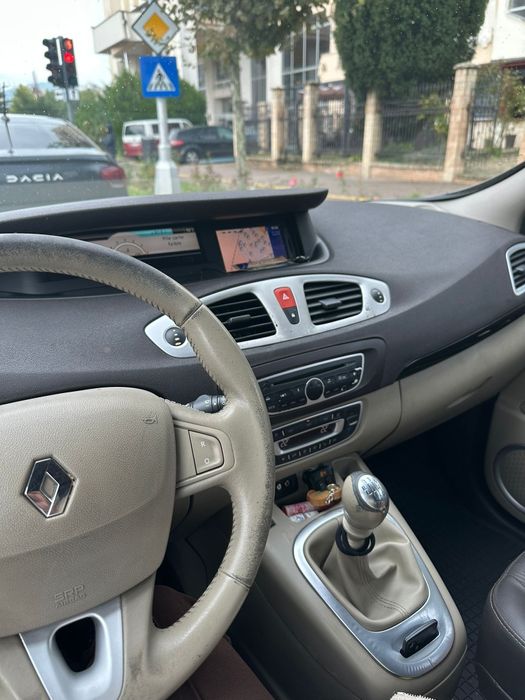 Grand Scenic, motor 1.9, an 2010