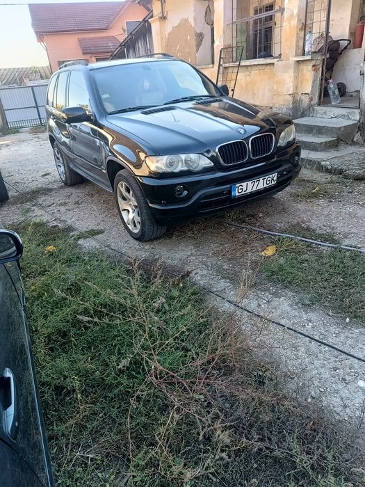 Vând schimb X5 e53
