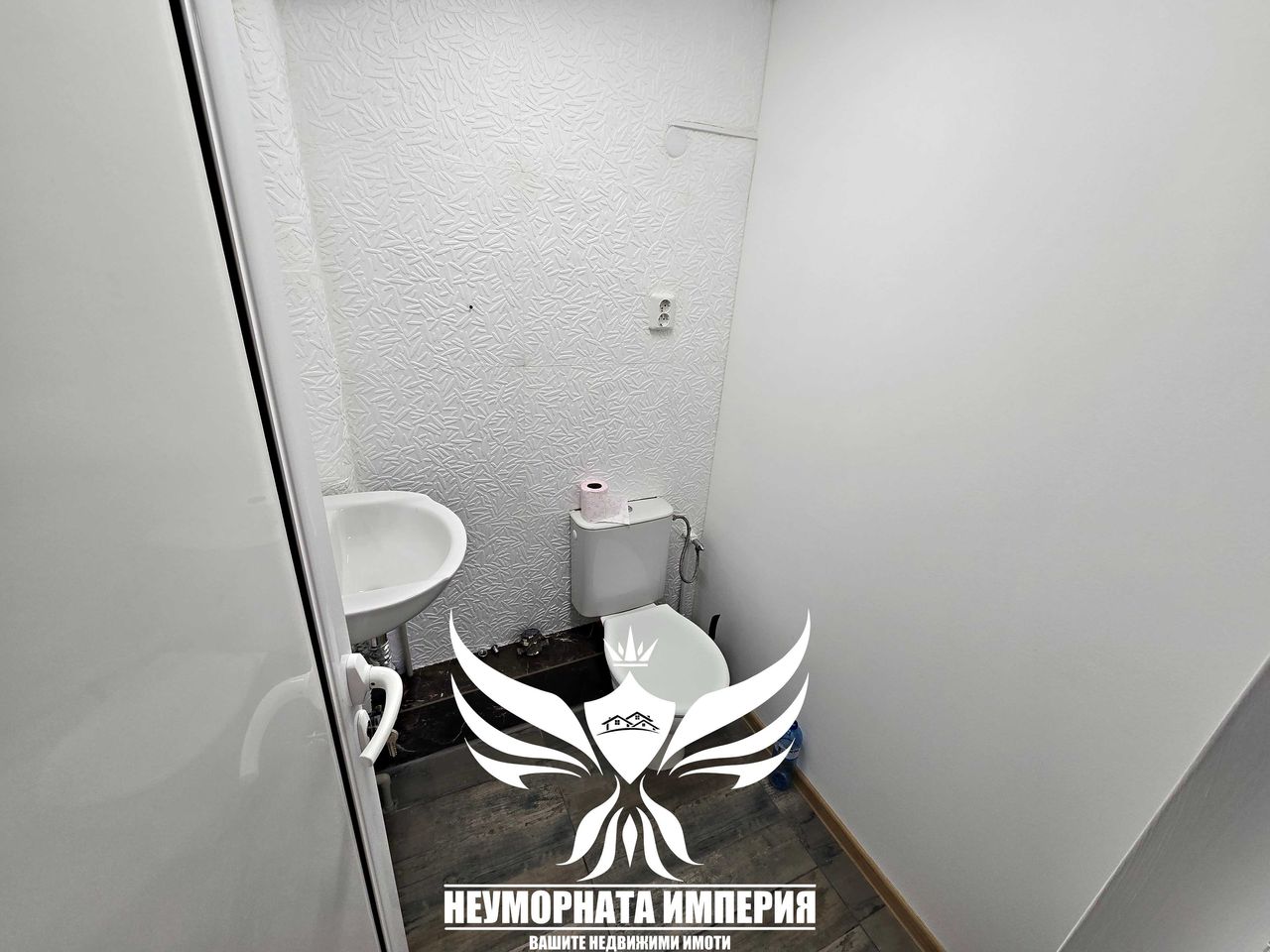 Дава се под наем Магазин в Асеновград - 36 кв.м за 205 € - Снимка #10