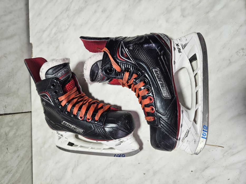 Patine 1010 hochei hockey Bauer Vapor X500 marime  35 ( 22  cm)