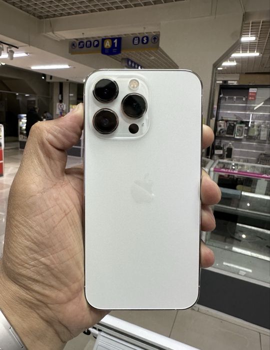 Айфон 13 про 256г/100%акб