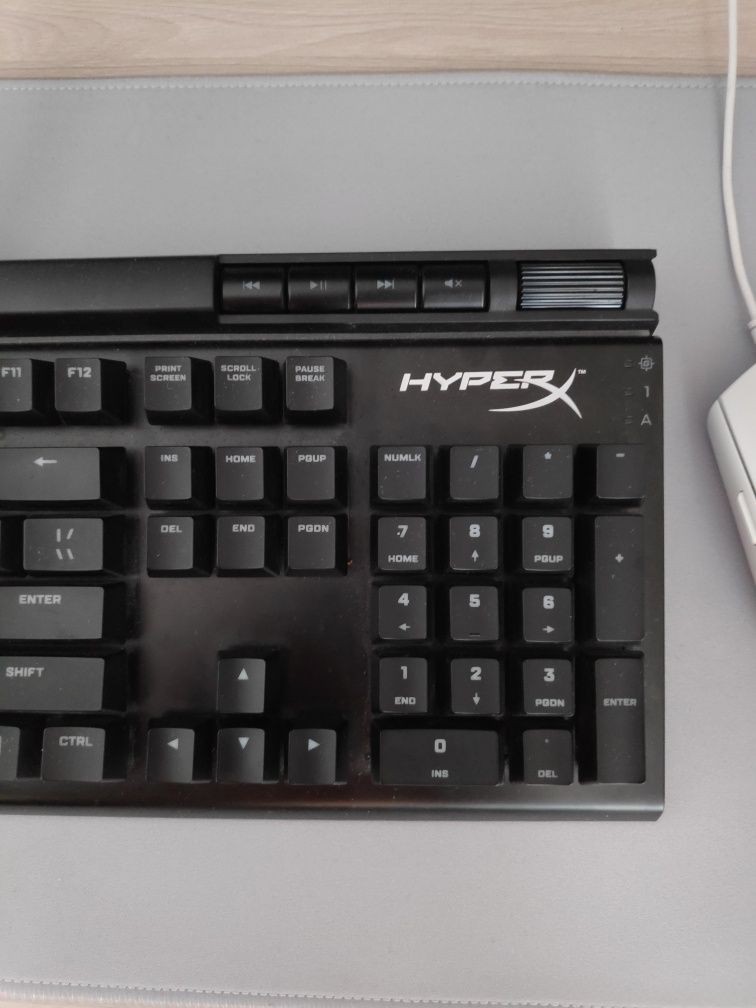 Клавиатура HyperX alloy elite