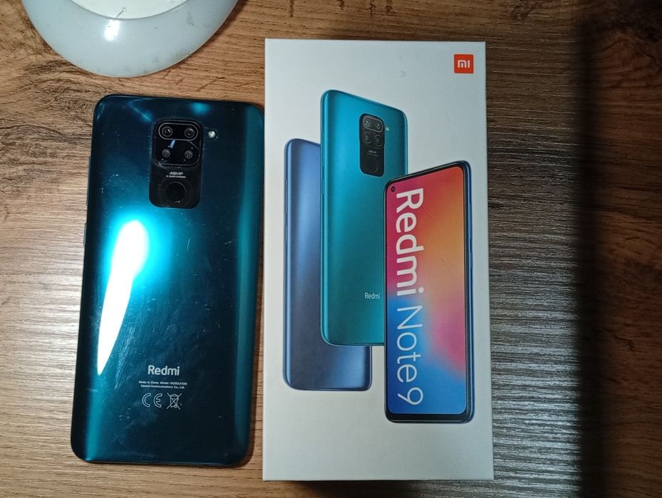 Телефон Redmi Note 9