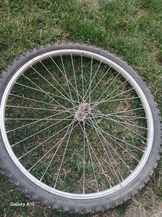 Vând roate față / spate , si un amortizor /suspensie