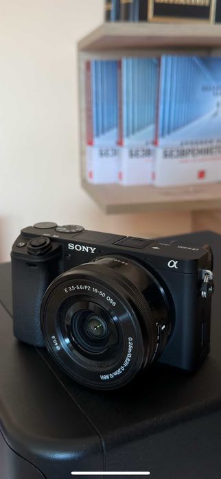Камера Sony a6400 + Обектив Sony E 10-18 F4 oss