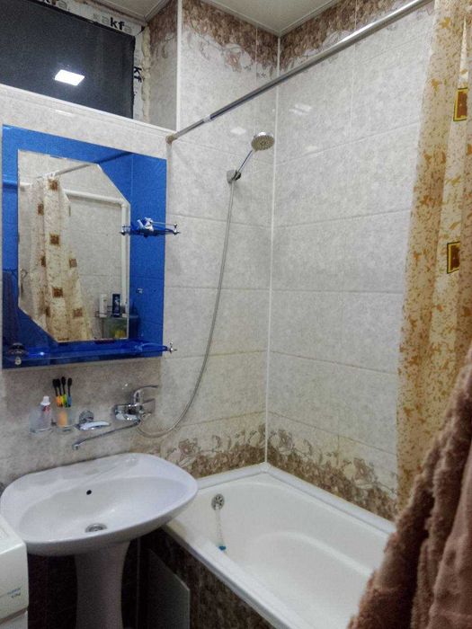 Продаётся 3х квартира на 4 этаж орр ДИНАМО