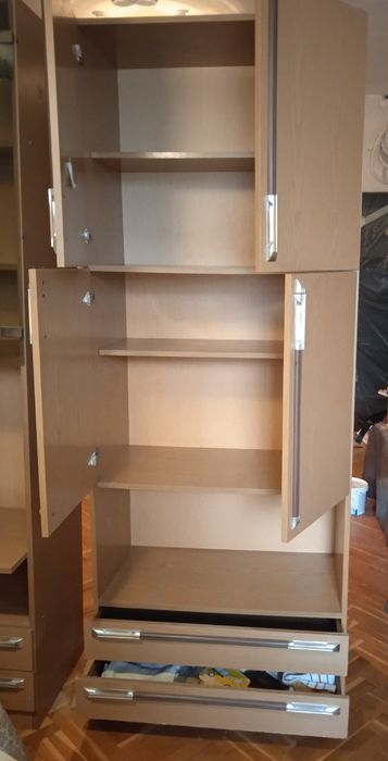 Гардероб за спалня