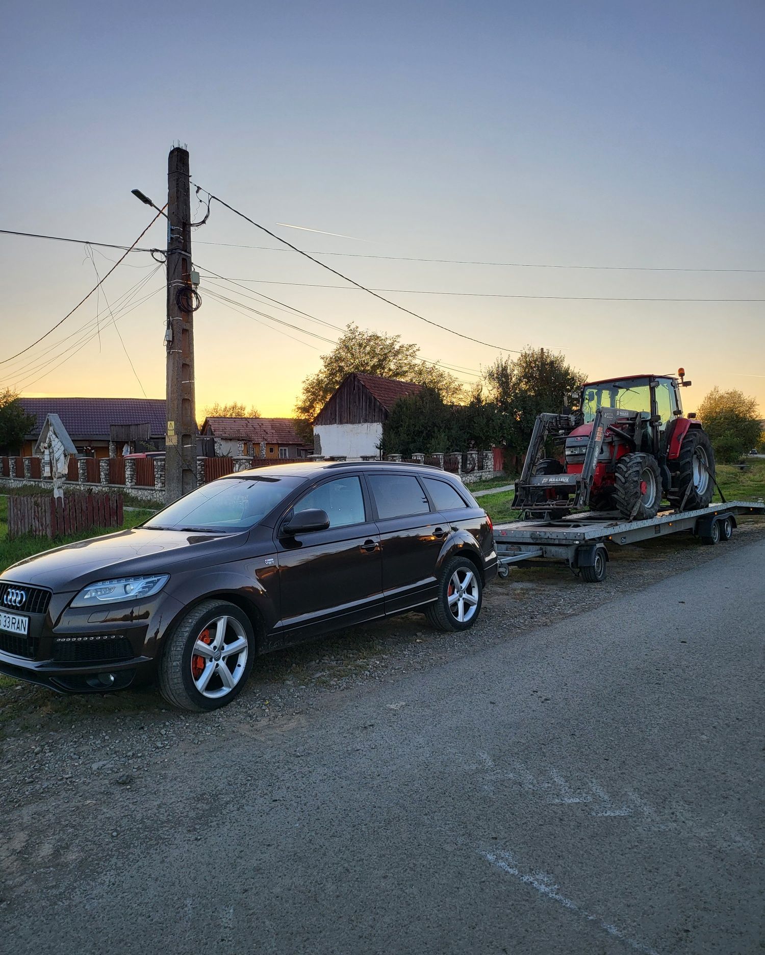 Tractări auto,utilaje și marfa