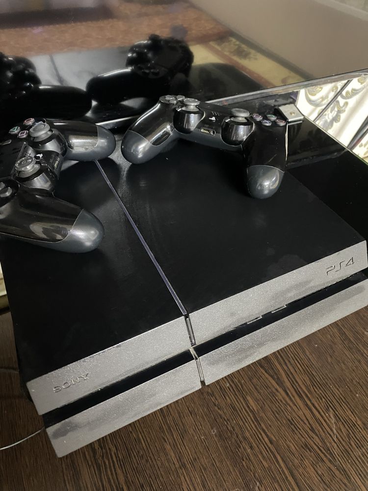 Ps4 в идеальном состояние 512г
