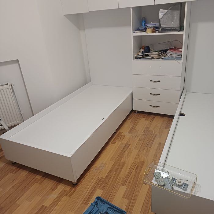 Vand set mobilier camera adolescenti 2 paturi si dulap dressing