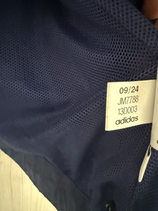 Jacheta din nailon Adidas Y3 marimea S noua cu eticheta!