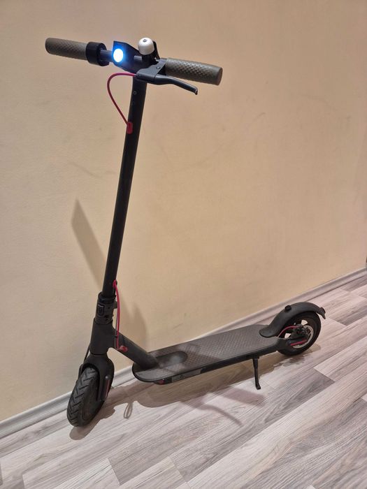 Електрическа тротинетка Xiaomi Mijia M365
