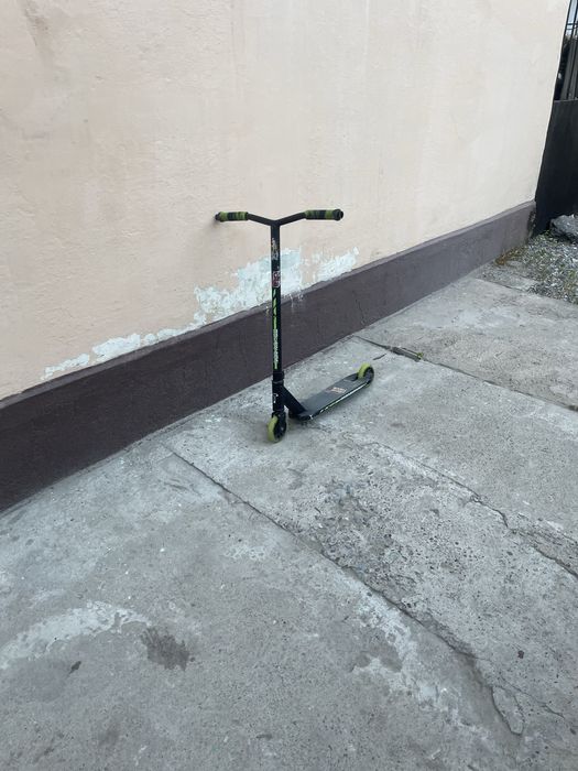 Трюковой самокат