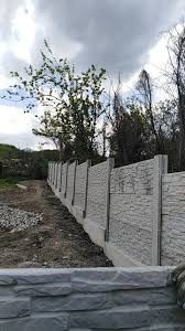 Vand garduri și porți