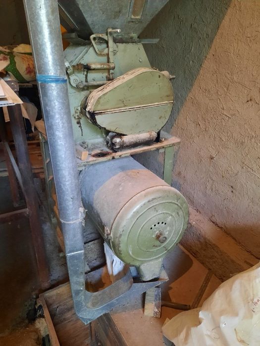 Ун харос сотилади (Хазорасп туманида)