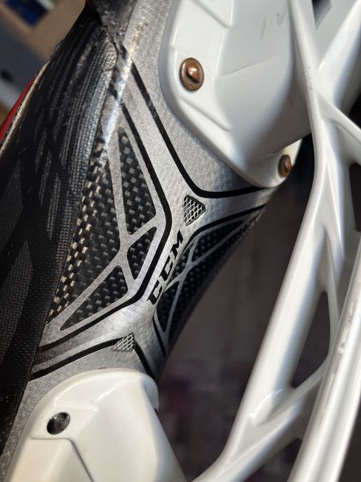 patine hochei  hockey CCM RBZ  44.5 nu Bauer Easton RBK