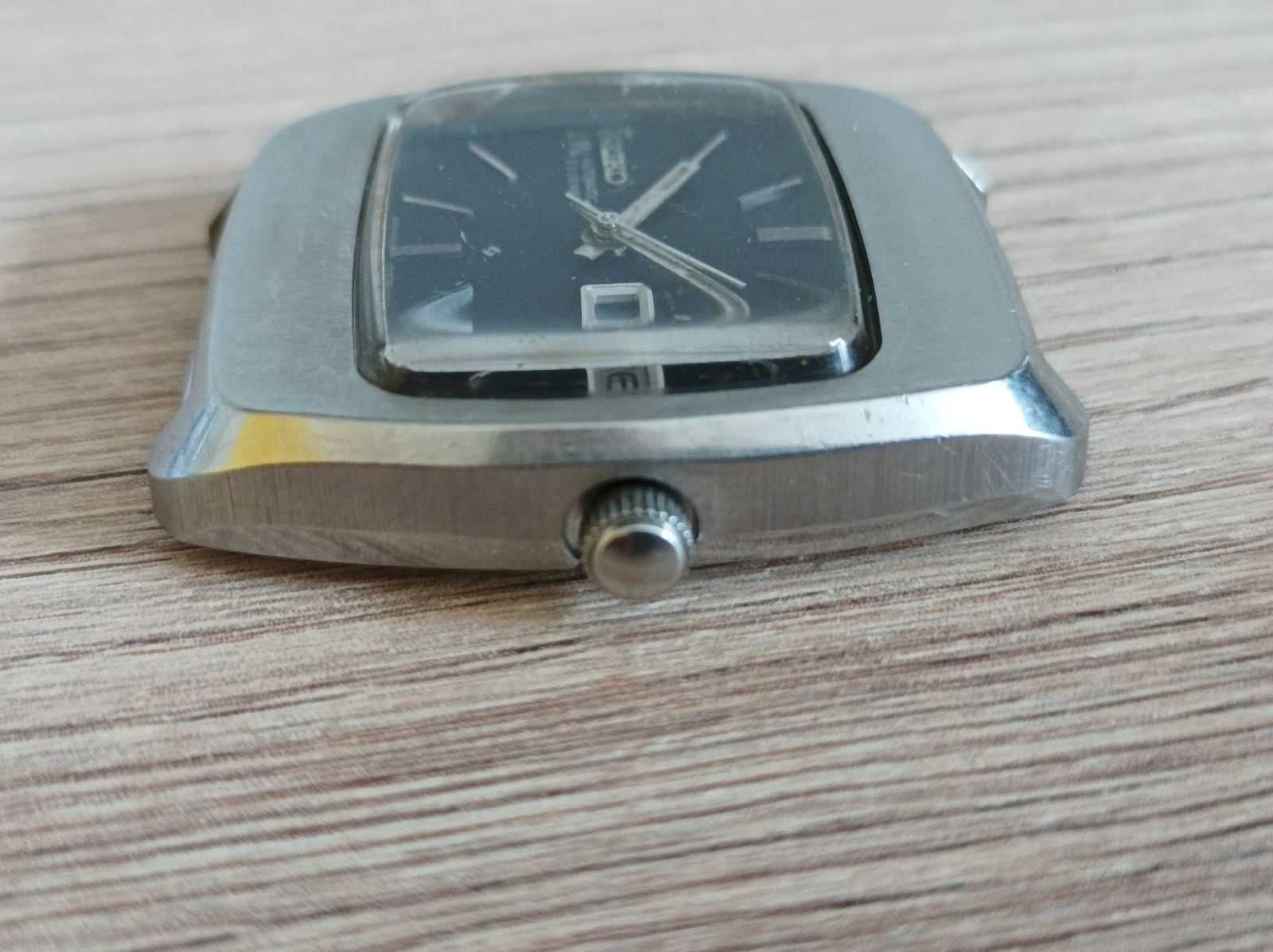 Мъжки часовник Seiko LM работи