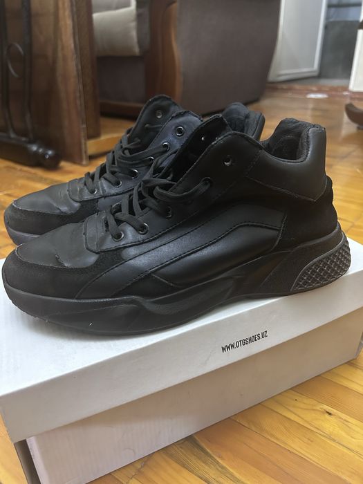 OTG (ONTHEGROUND) Зимняя теплые кроссовки Размер 42