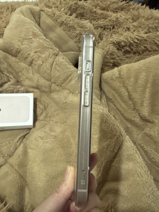 Iphone 13  pinc йомкисть 76 гб 256.
