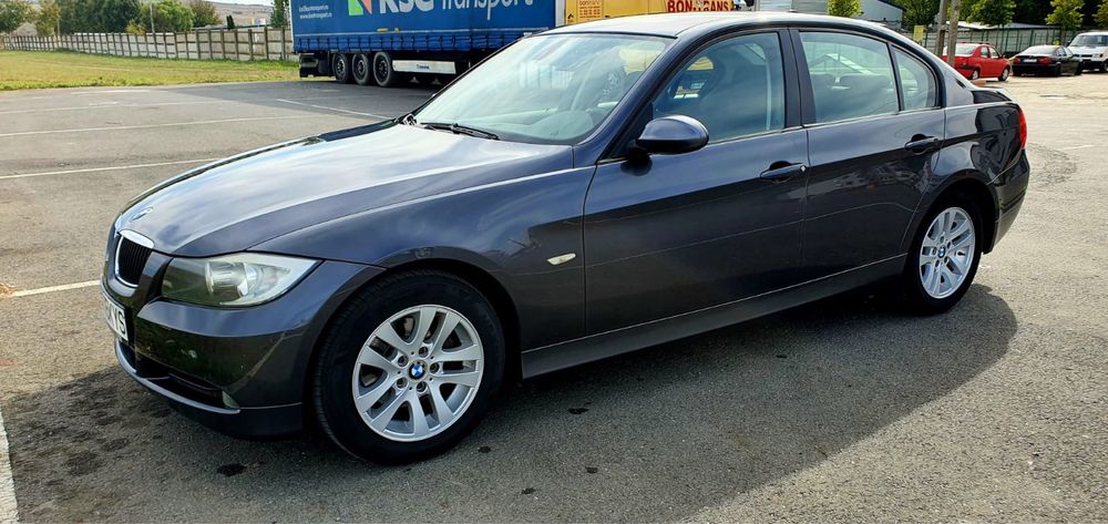 De vanzare Bmw 318d E90