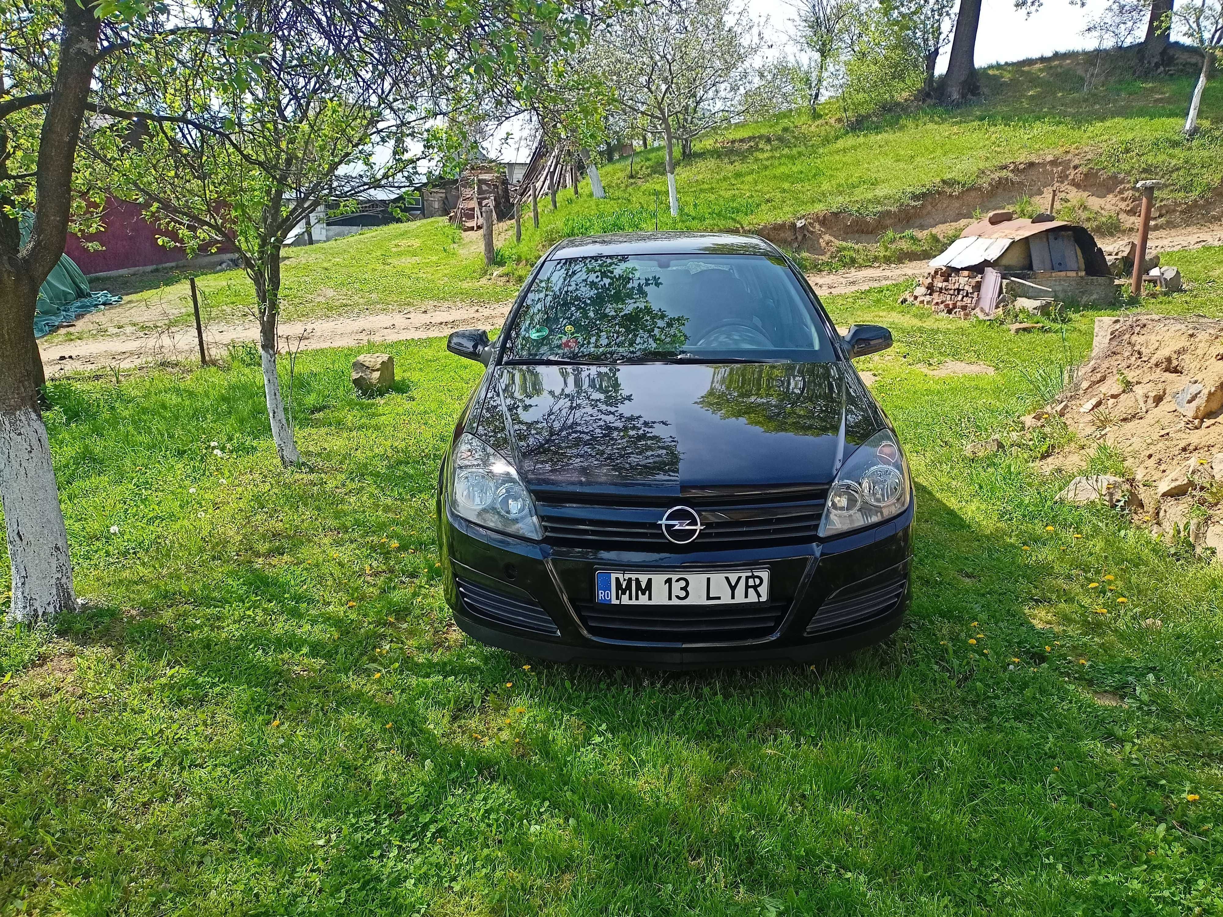 Opel Astra H 2004 1.6 Benzina