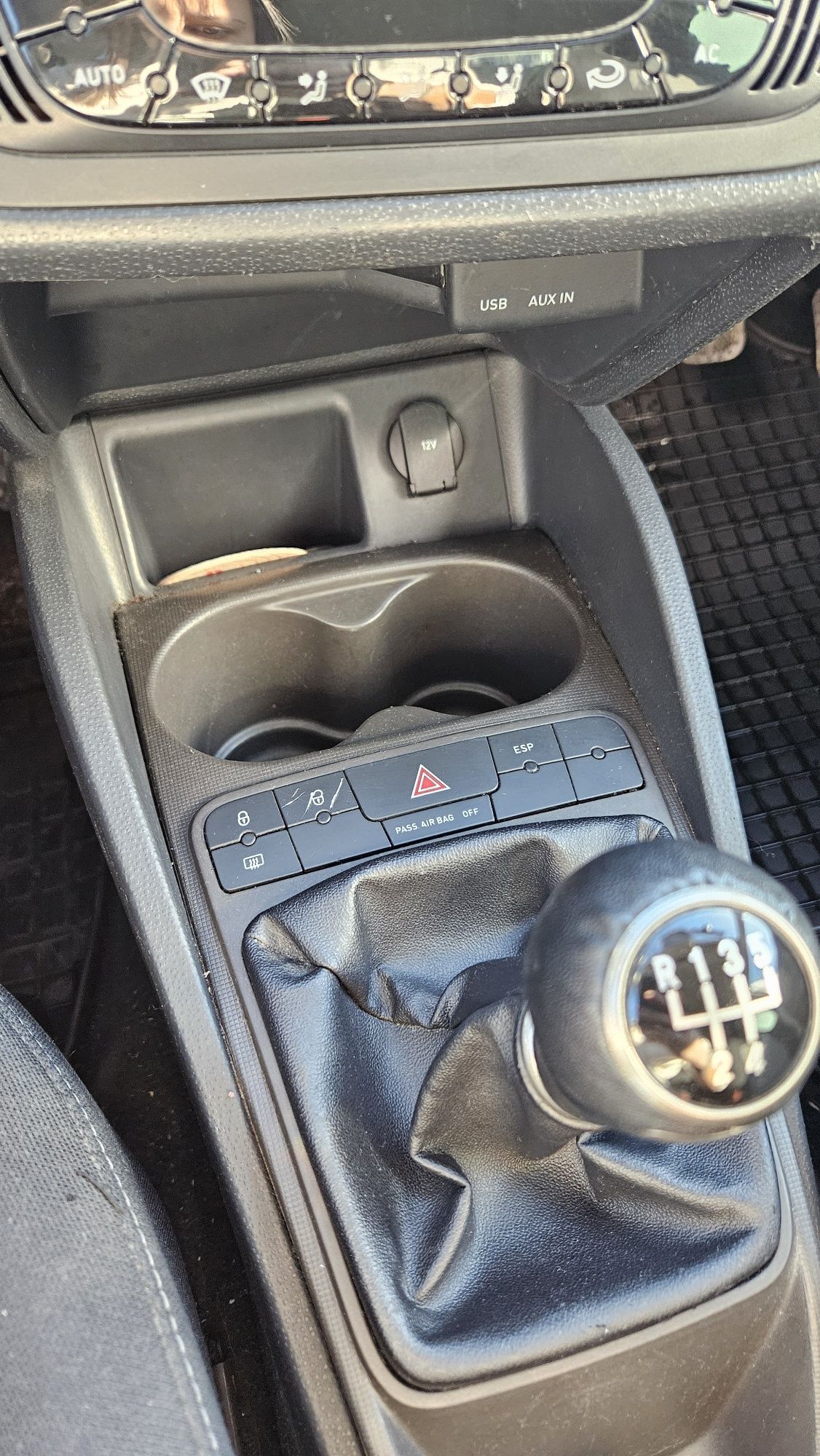 Учебен Seat Ibiza 1.2 TDI 2012г.