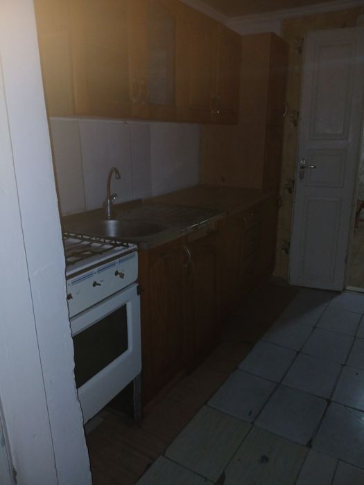 сдам времянку 2ух ком с мебелью ис центральном отоплением г/х вода вну