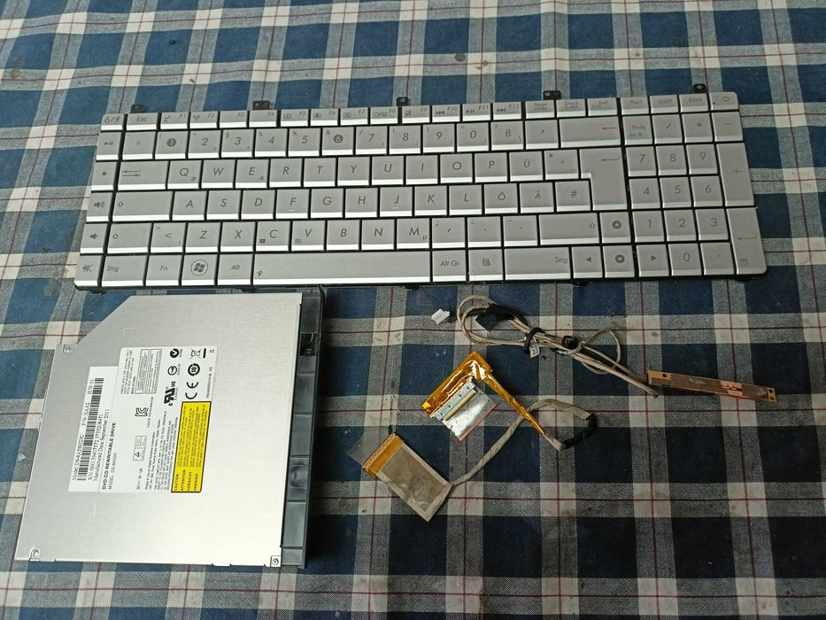 Carcasa placa componente Asus N75S