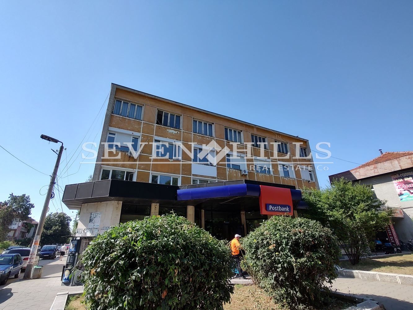 Офис в Пловдив, област-гр.Първомай площ 300 кв. цена 150000 лв.