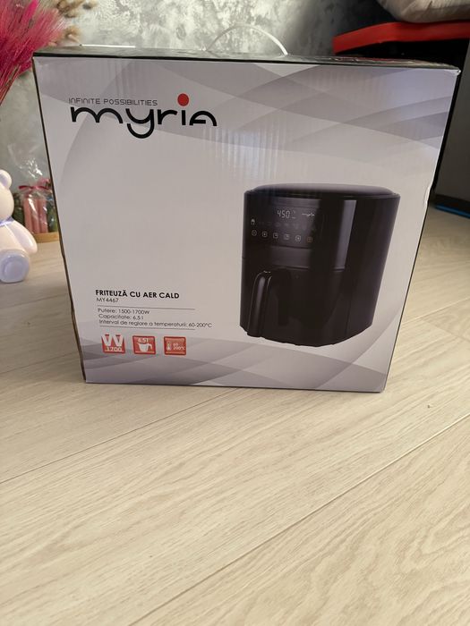 Friteuza Myria My4467