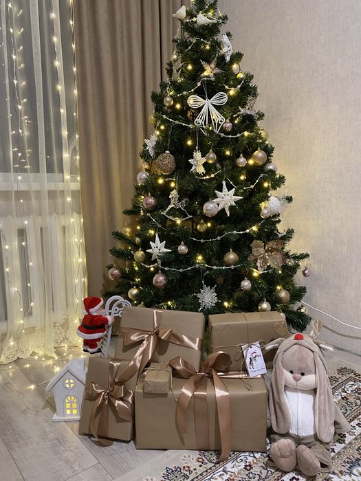 Елка искуственная