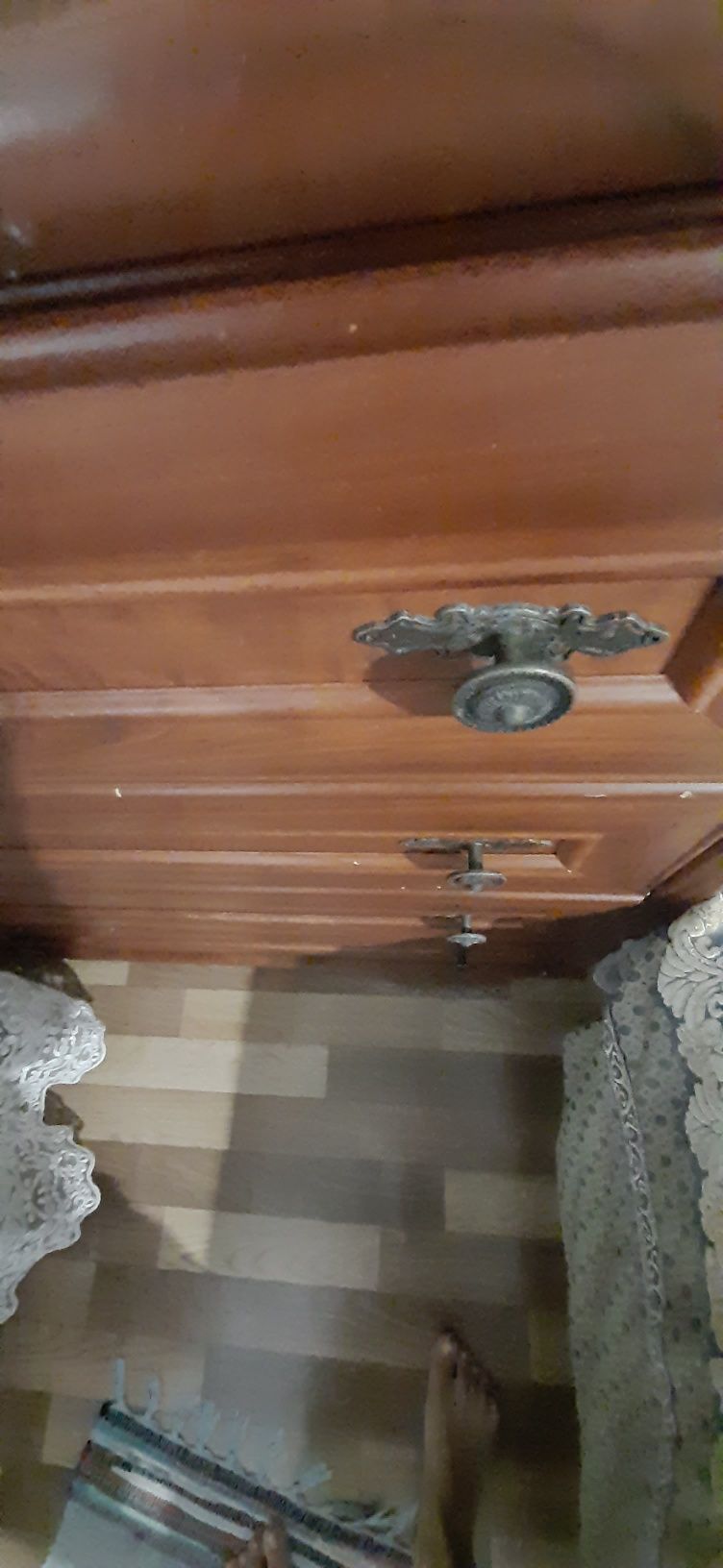 Продам комод с пятью ящиками СТОЛПЛИТ