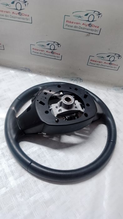 volan cu comenzi  suzuki vitara 1.6 benzina 2017