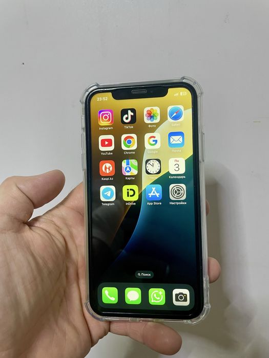 Продам Aйфон ХR 64gb