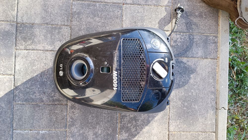 Aspirator cu container LG VK76A06DNDL