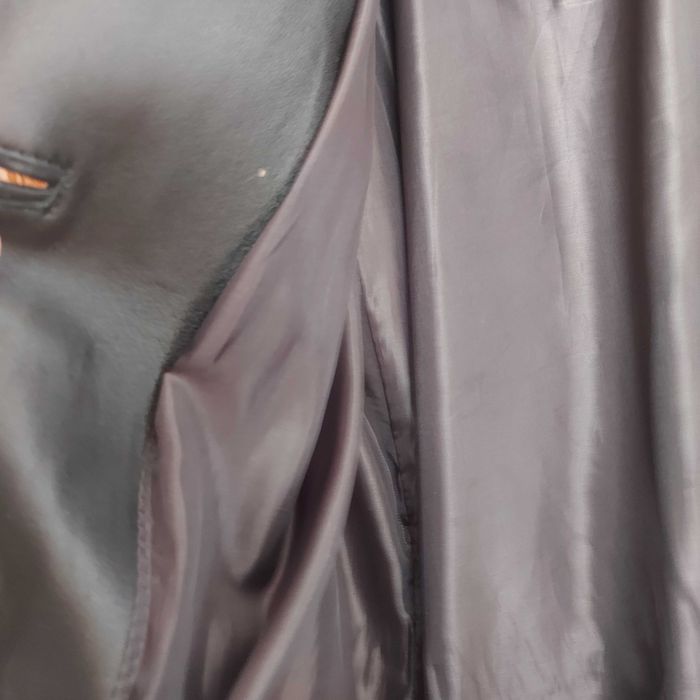 Haina fina din piele mănușa