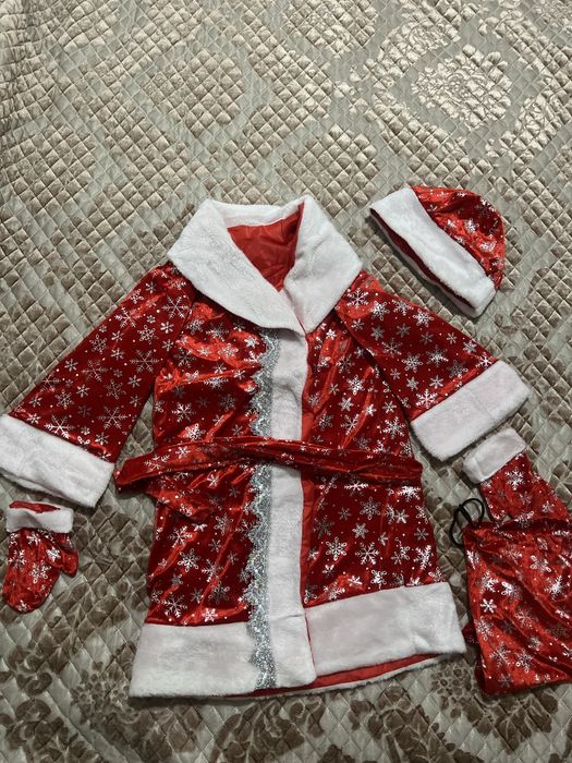 Прокат костюмов на новогодние утрннники. Размеры разные от 110 до 130