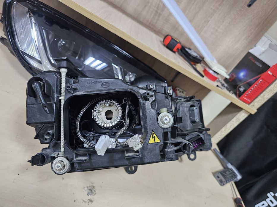 Фар Фарове VW Tuareg 7P Face far farove туарег 7п