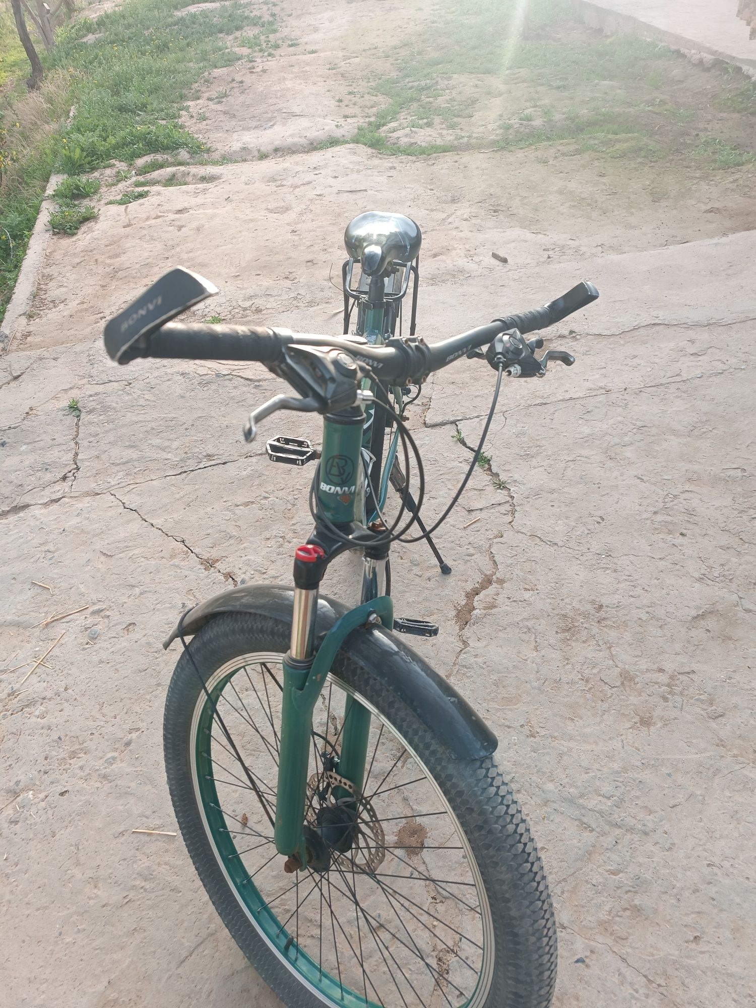 Bonve velosiped  yashil rangda