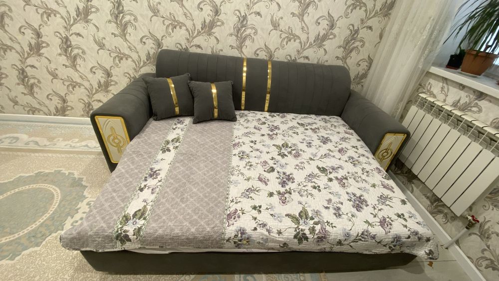 Диван для гостиной