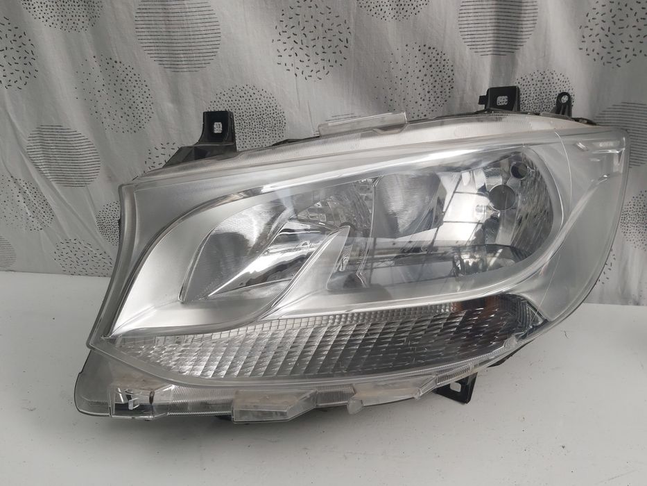 Фар Mercedes Sprinter A910 W910  2020г
