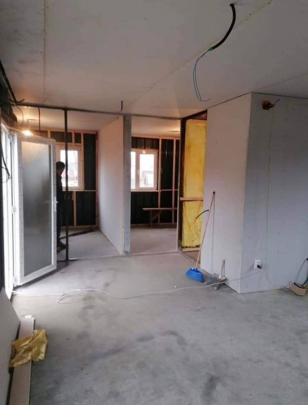 Vand casa din lemn, o cabana, un foișor sau o casuta de vacanta,,, sun