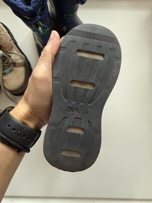 Боти Zara 24,25,26,28 размер