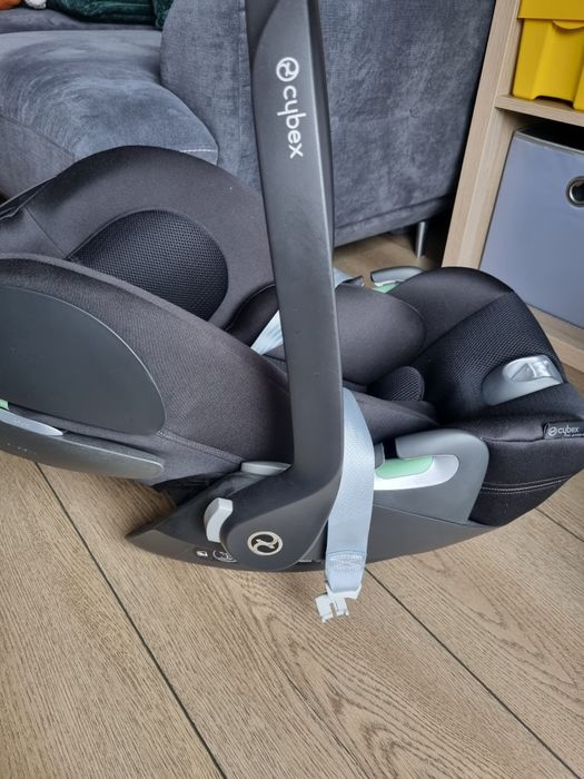 Scoica Cybex Cloud T i-Size Plus