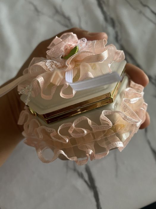 Продам вазы с доставкой