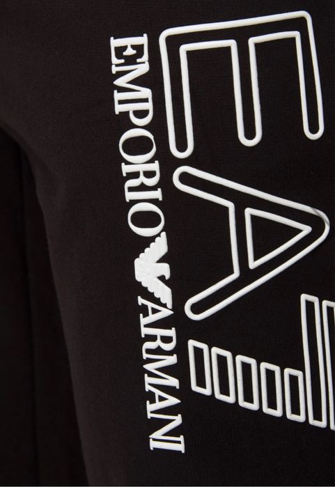 Pantaloni emporio armani ea7 barbati