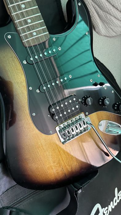 Chitară electrică Fender