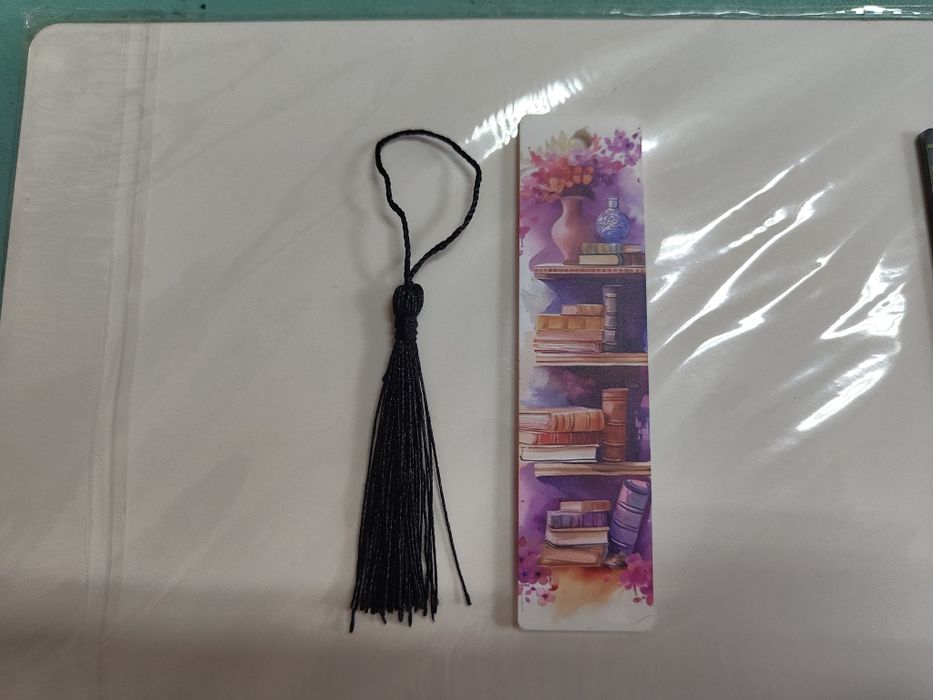 Отметки Книгоразделители Bookmarks