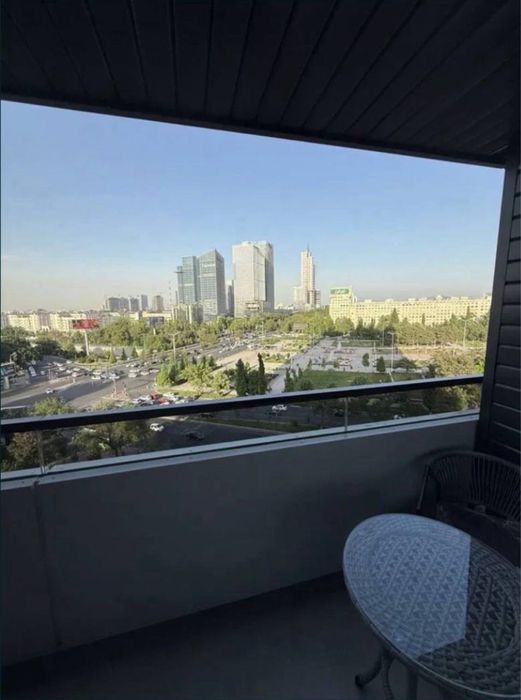 Новостройка NRG U-Tower 1 комнатная 8 этаж, 35м2. Евроремонт. Новая