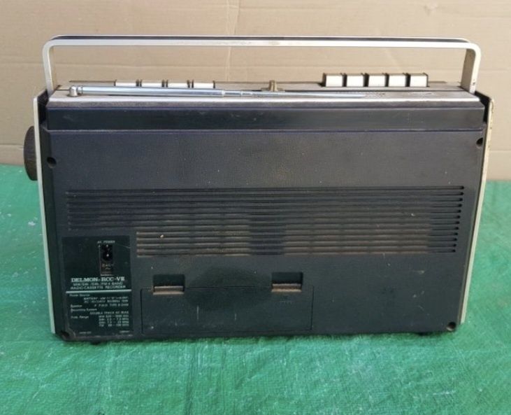 Radio Casetofon mono DELMON RCC-Vll